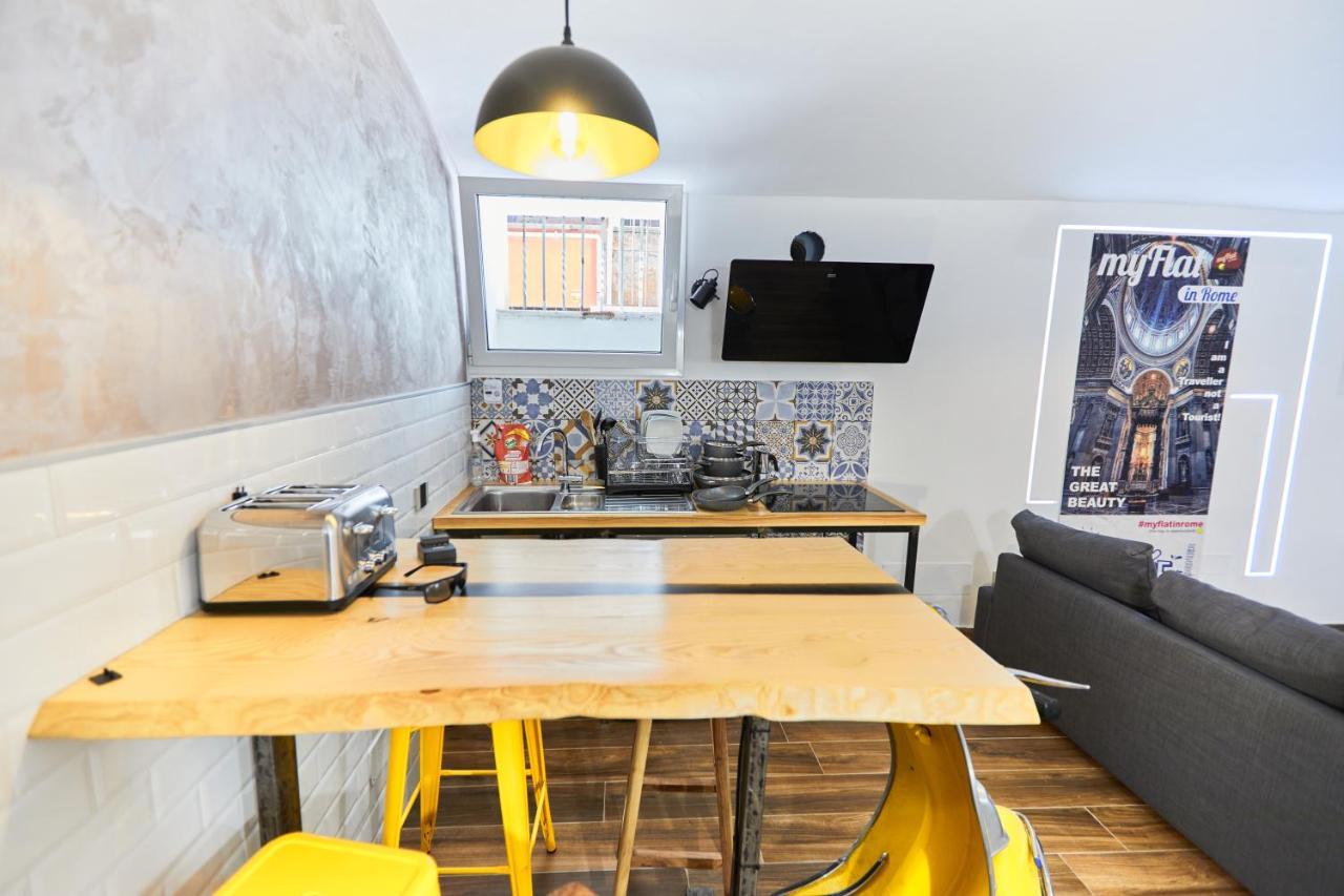 Cozy And Funny Apartment In Front Of Vatican Museums - Myflat In Rome Bagian luar foto